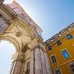 Romantichome At Alfama\'S Heart